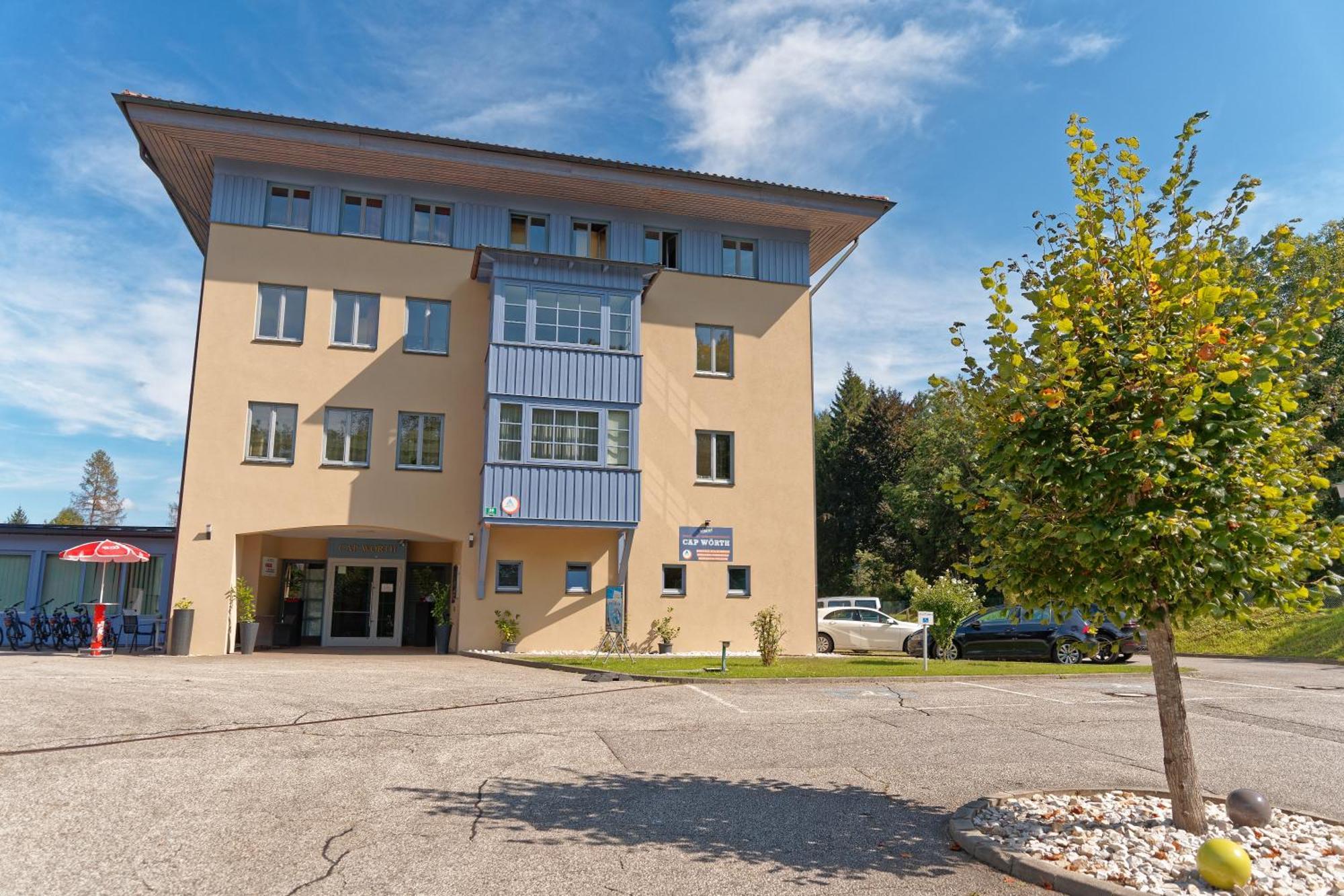 Jugend- Und Familiengaestehaus Cap Woerth *