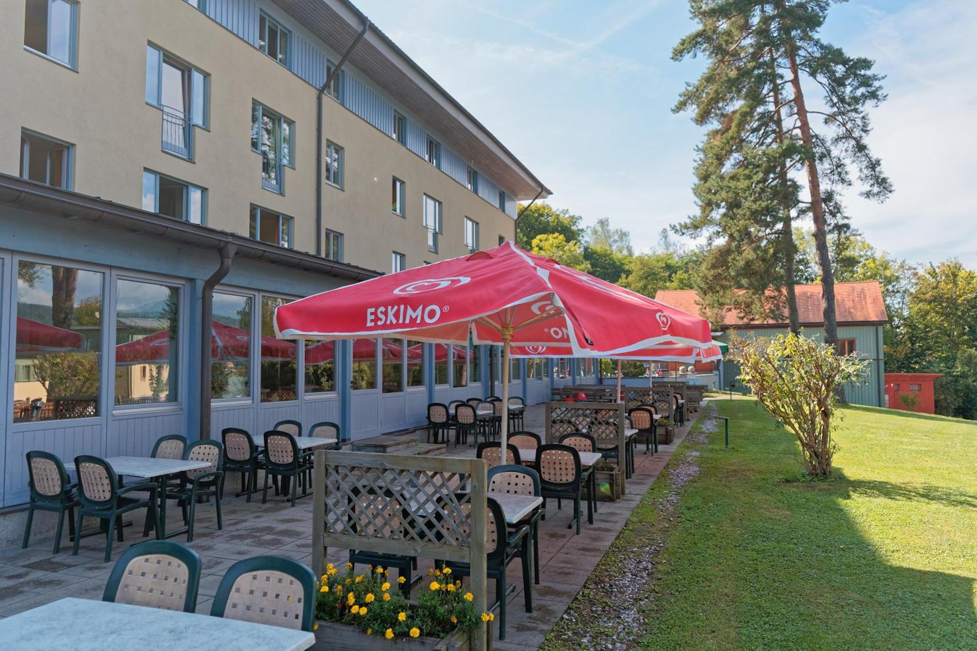 Jugend- Und Familiengaestehaus Cap Woerth Hostel *